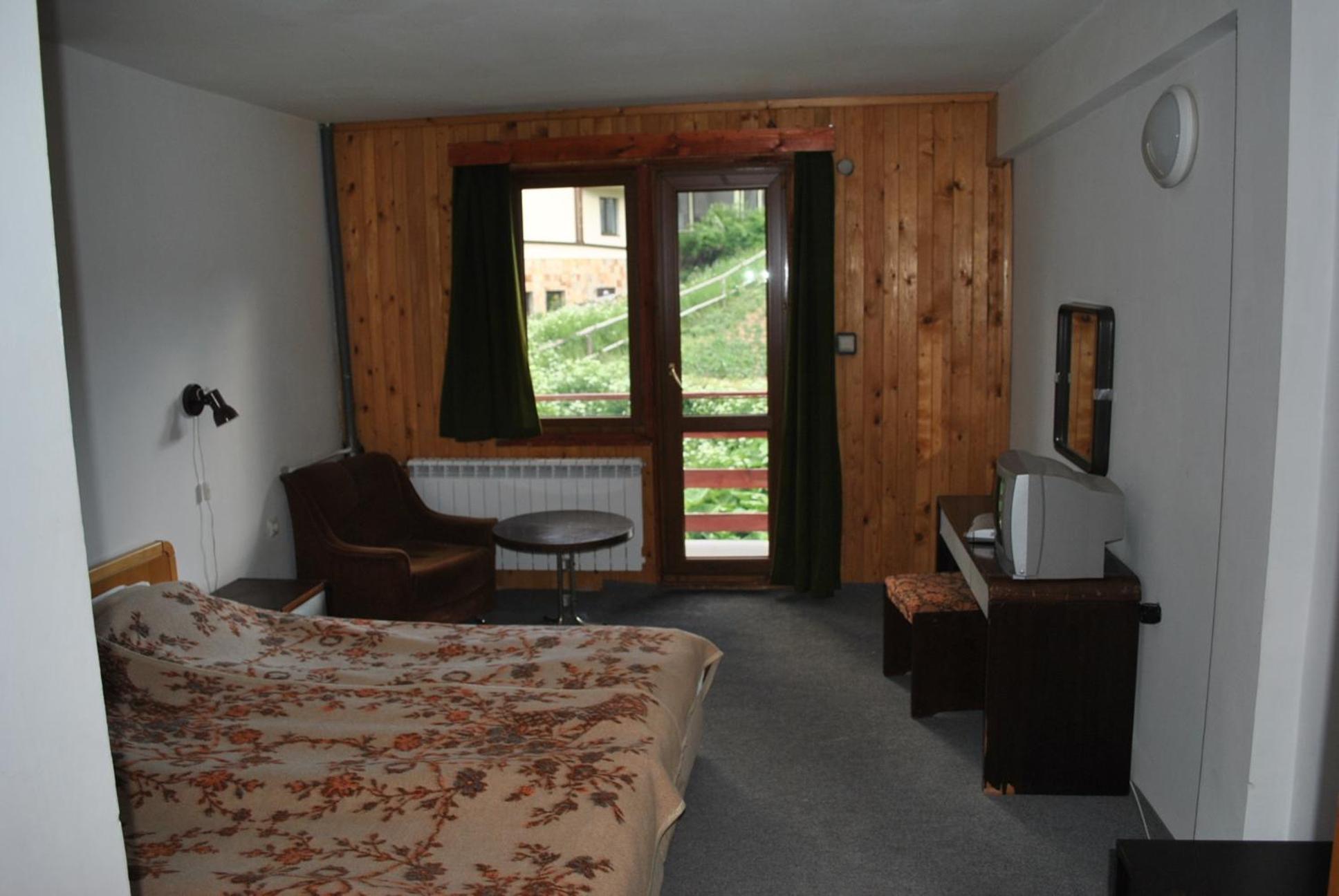 Kris Guesthouse Stoykite Εξωτερικό φωτογραφία