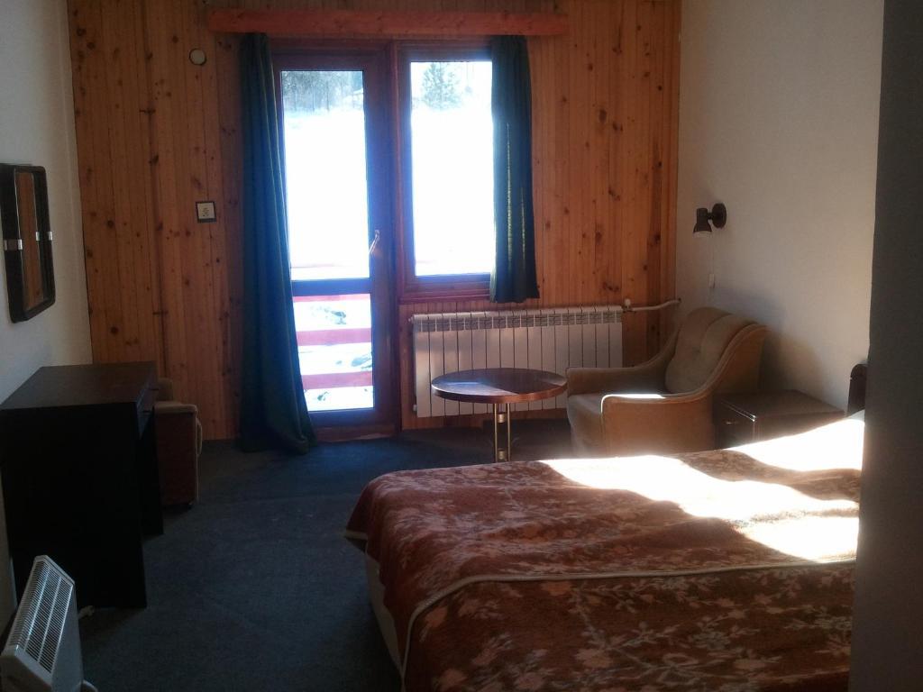 Kris Guesthouse Stoykite Εξωτερικό φωτογραφία